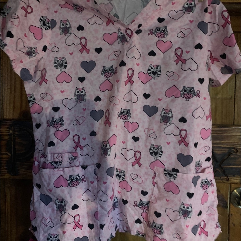 Scrub top